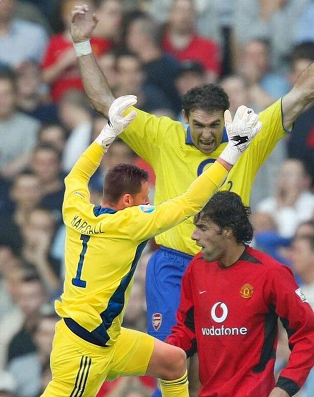 2A3162C3-0A0A-4C4B-900D-4B03654AB86A