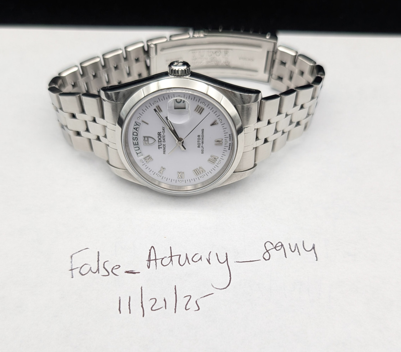 PXL 20251121 013031815