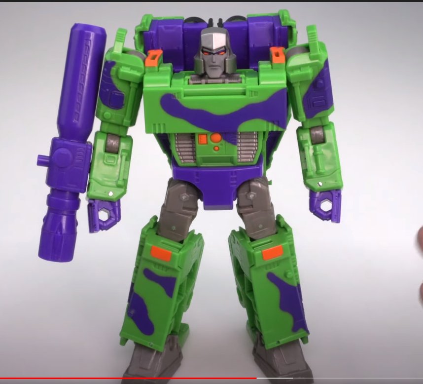 05-Generations-Selects-G2-Megatron-WFC-GS-14