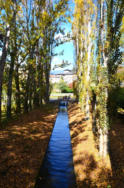 PARQUE OLIMPICO DEL SEGRE-31-10-2015-LERIDA - Paseando por España-1991/2016 (8)