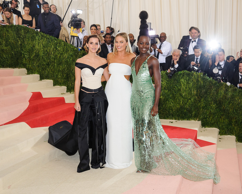 emmawatson-updates.com (350)