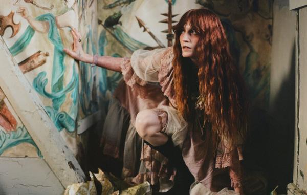 florence the machine press pic Autumn de Wilde 1392x884