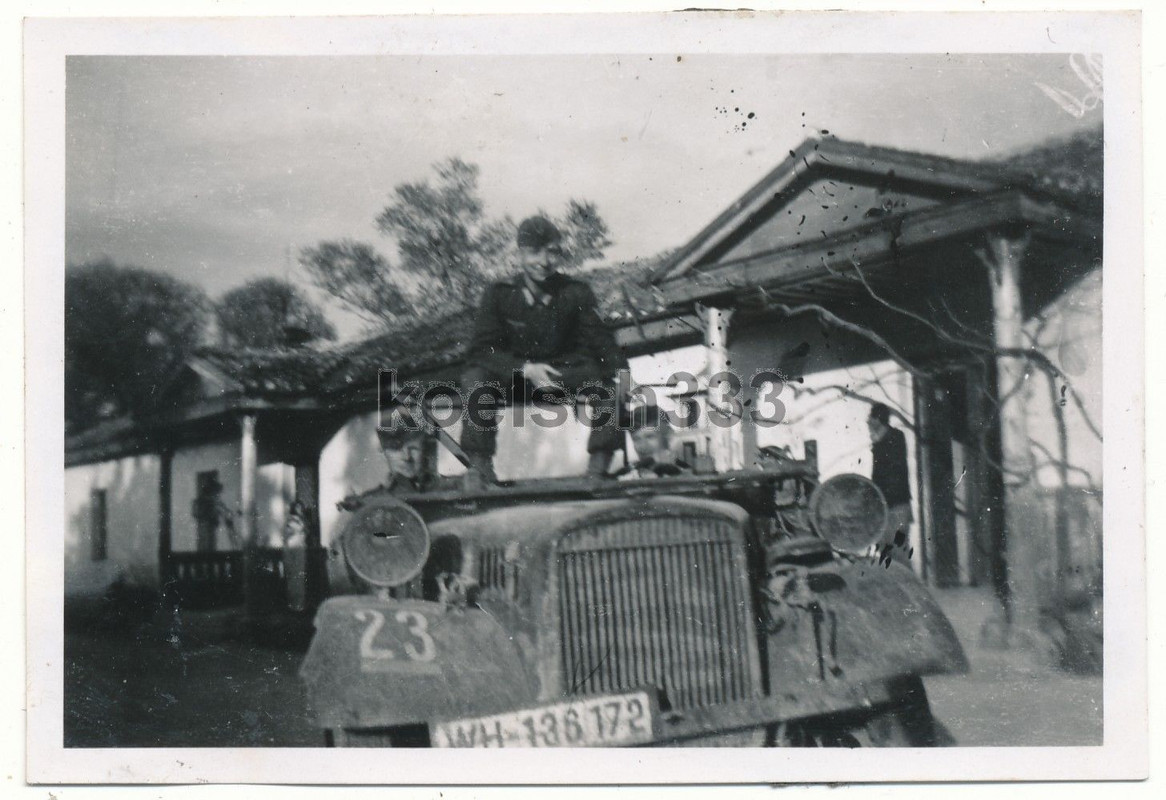 Foto Kübelwagen PKW Kfz. 2 Kennzeichen WH-136172