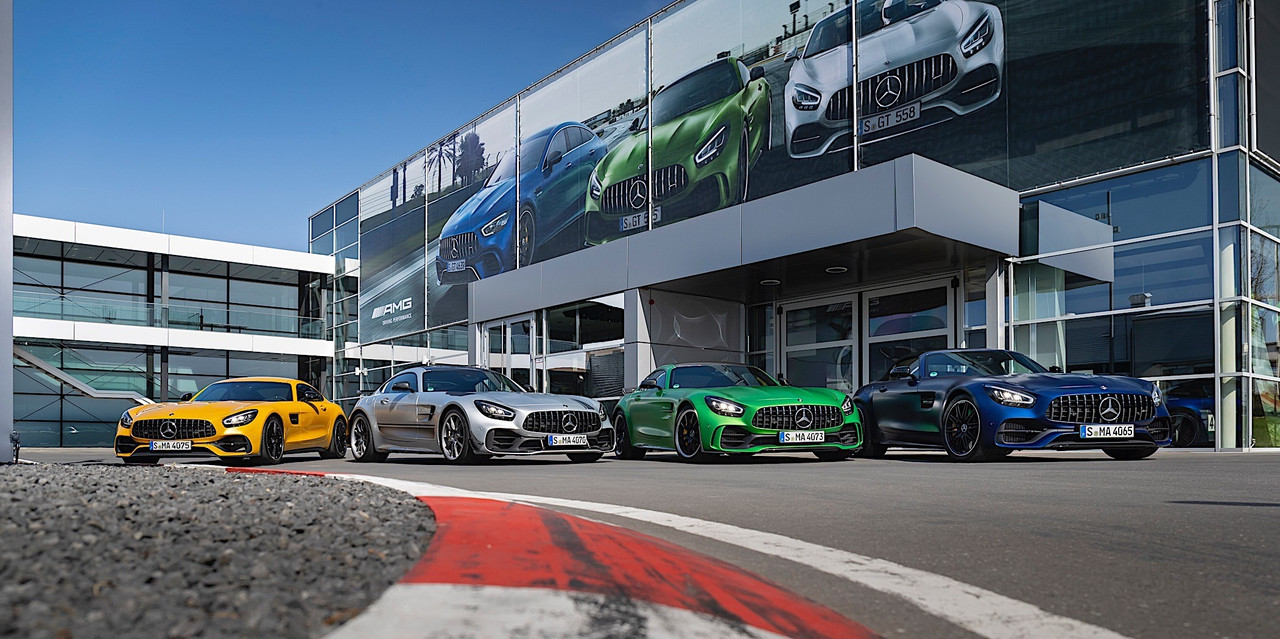 2020 Mercedes-AMG GT R PRO (29)
