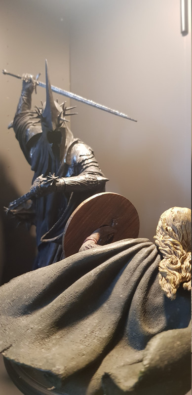 [Bild: Hexenkonig-von-Angmar-(7).jpg]