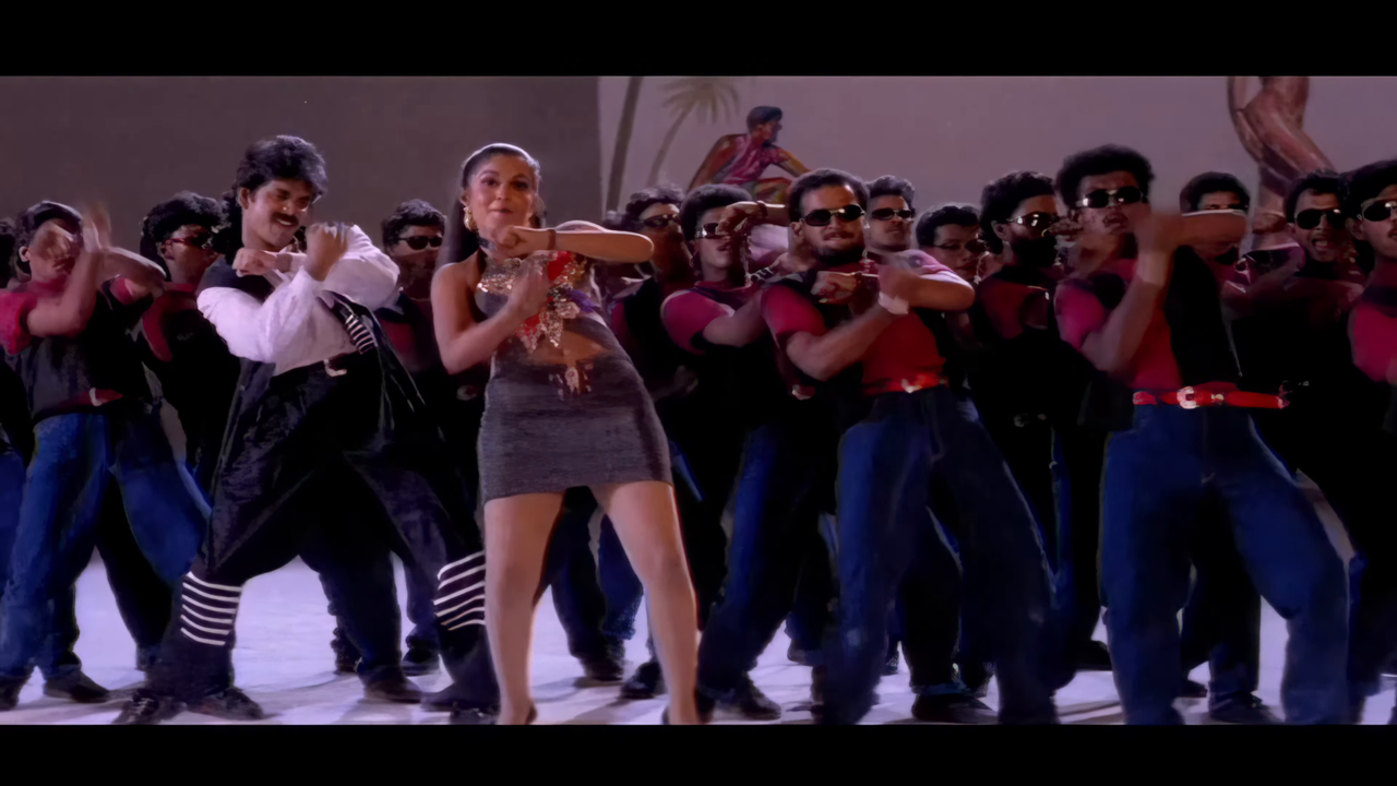Ninu Road Meeda 4K Video Song  Allari Alludu Movie Nagarjuna2025-04-27 19-58-14-094-37