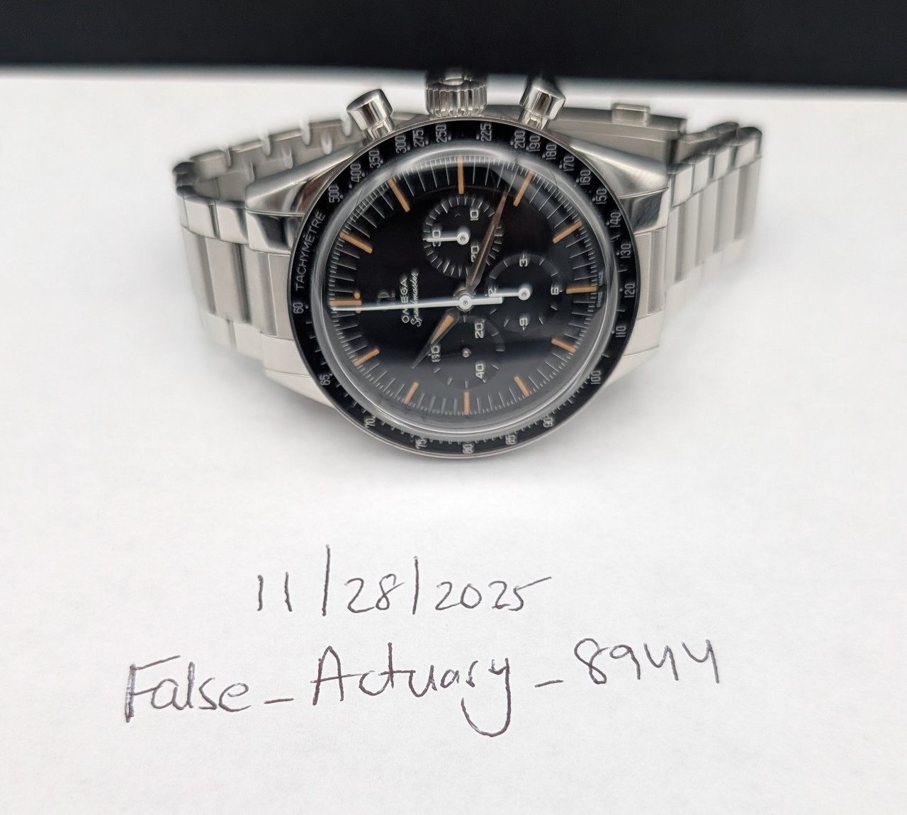 PXL 20251129 014614077