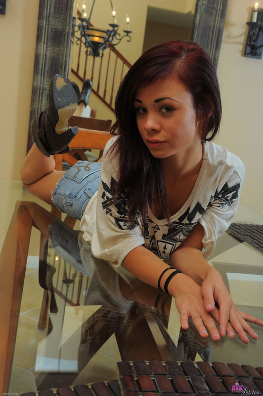 Stella Haze #229583-0008