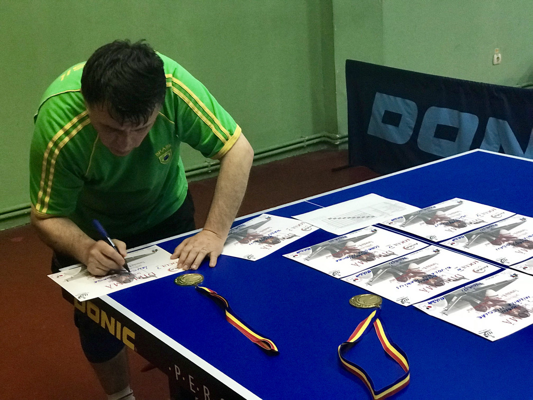 5E33D6F9-7684-47F5-81B1-59A0FB176C43