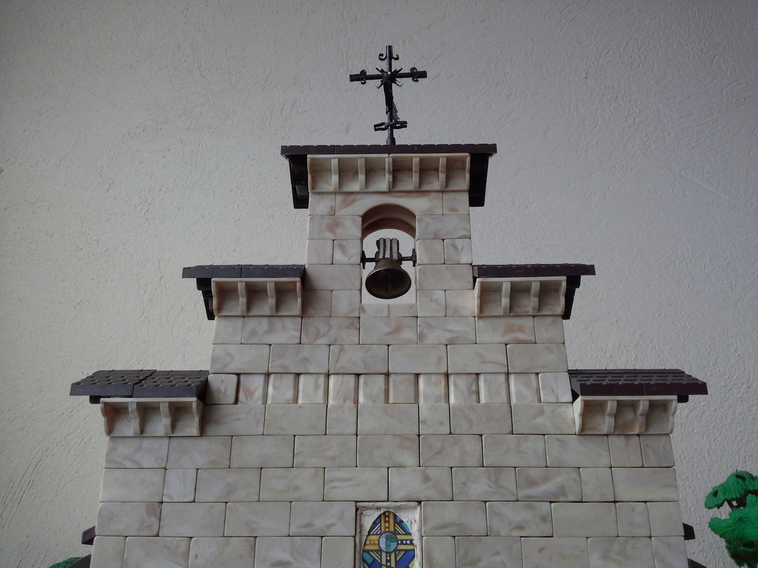 07 - detalle frontis