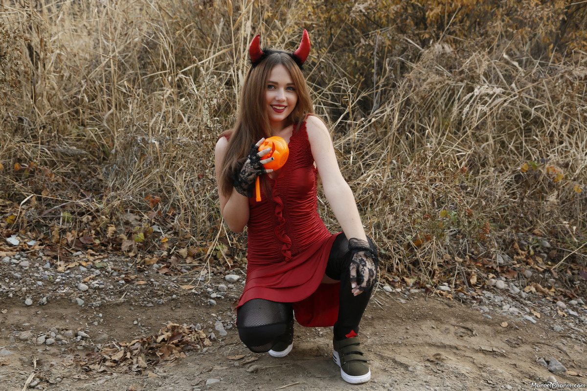 MarvelCharm_Mila-TrickorTreat-039