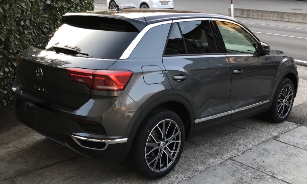 DD32DBE7-15E2-42BB-B2AD-CA2774A4522B