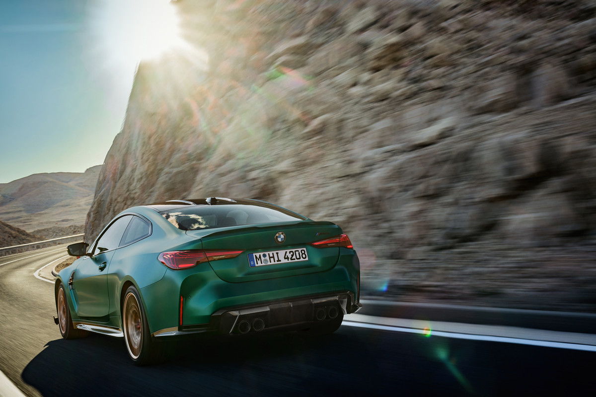 P90548608_highRes_the-all-new-bmw-m4-c