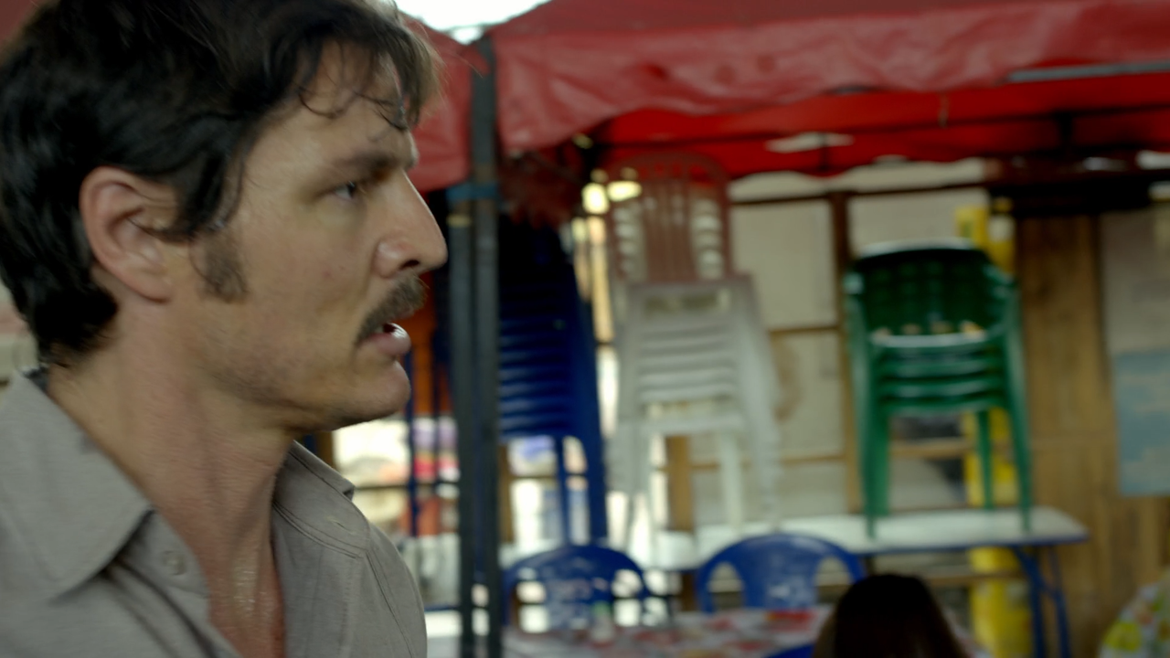 Narcos.S02E01.Finalmente.libero.1080p.BluRay.DTS.ITA.AC3.ENG.Sub