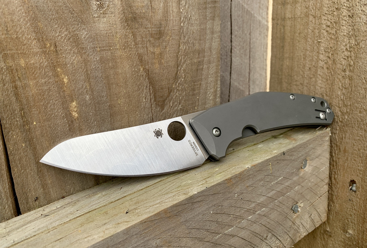 5CB1C587-D63F-4A21-9B5E-DF7A72D94221