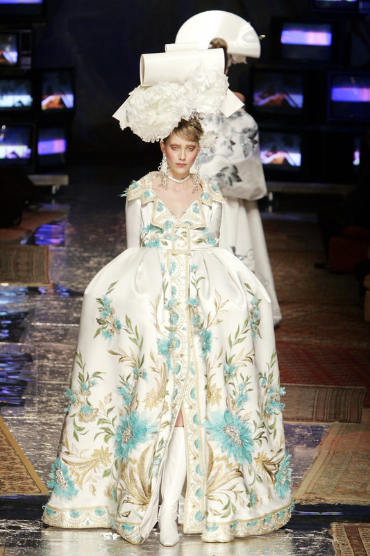 Rachel Kirby-dior_hc_ss05_(43)