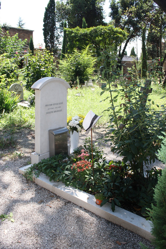 Tomba-di-Josif-Brodsky-Cimitero-di-San-Michele-Venezia-15-Aug-2010-Foto-Giovanni-Dall-Orto-00