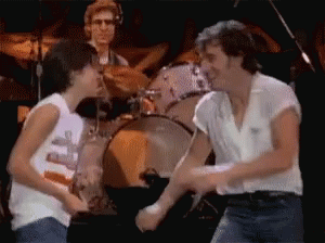 bruce-springsteen-dancing.gif