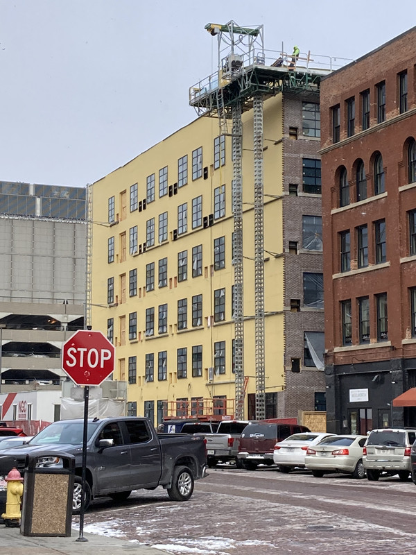 4EF8CA35-10D8-4B48-B8A9-9233C3F7B83D