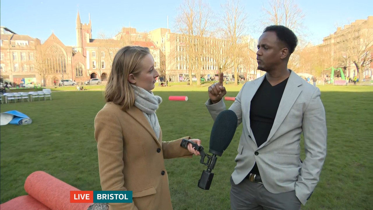 04.13 - 18.00.00 - ITV News West Country..ts_snapshot_18.30.110