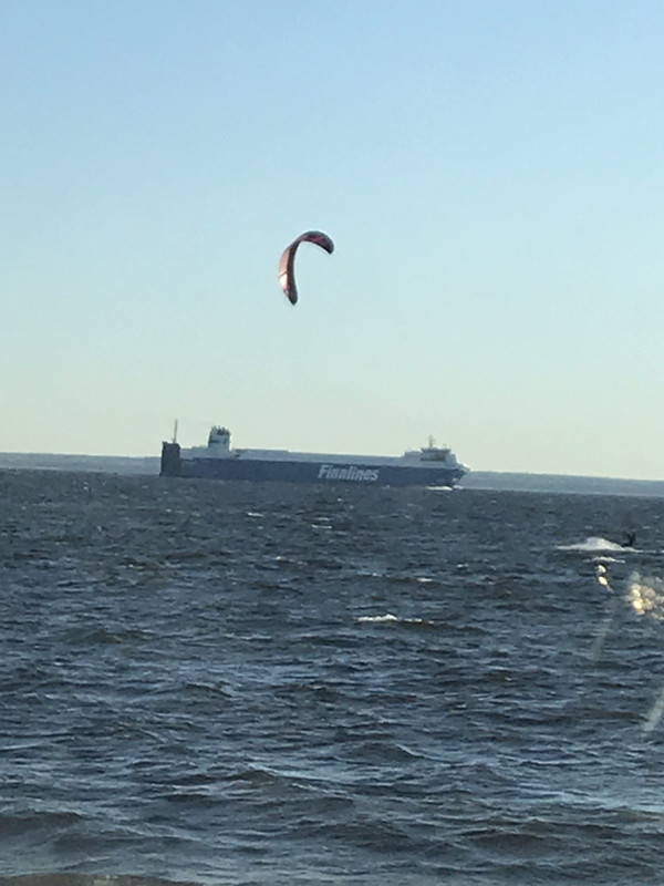 C6AD294C-10F4-4864-9C91-3B5D808E3720