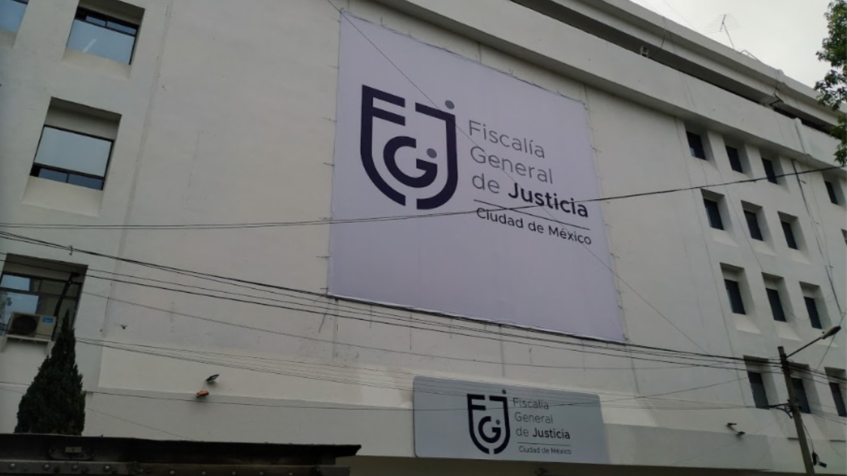 Adolescente fue vinculado a proceso por violador, atacó en la Fiscalía de CDMX