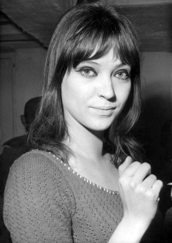 anna_karina_mc77