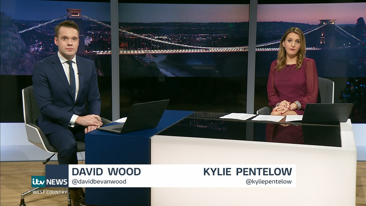 12.23 - 18.00.00 - ITV News London. The latest news in London and the....ts_snapshot_04.59.689