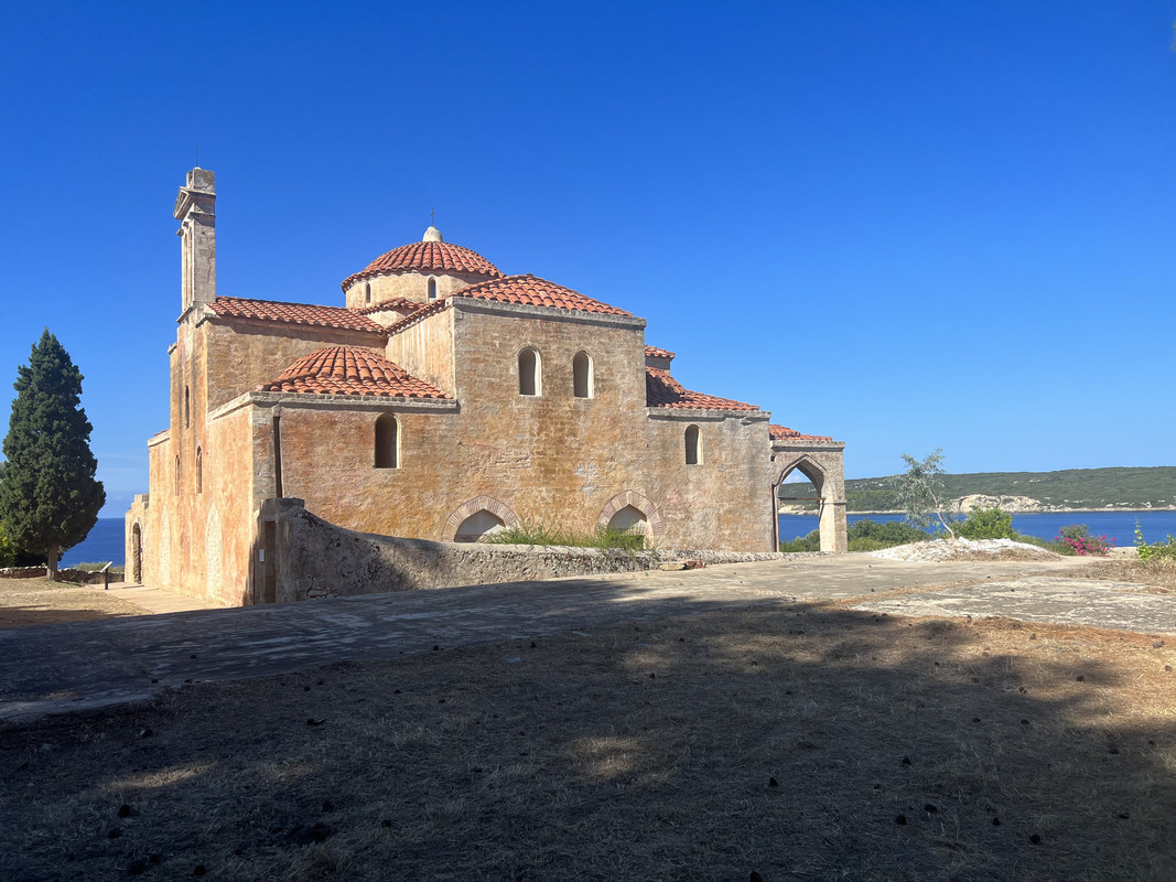 1A668C11-CE6F-436C-AAAD-F0A41074C867