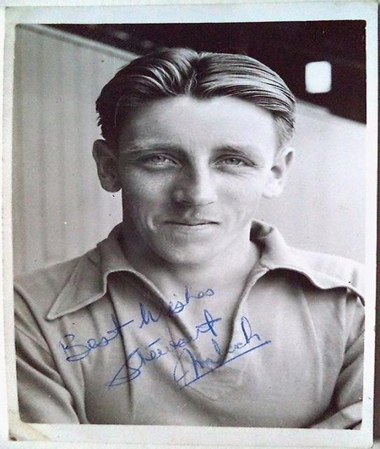 [Image: Stewart-Imlach-Nottingham-Forest-F-C-1956-59.jpg]