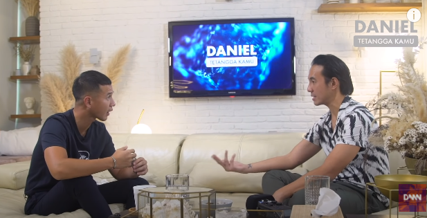 Herjunot Ali ngobrol bareng Daniel Mananta