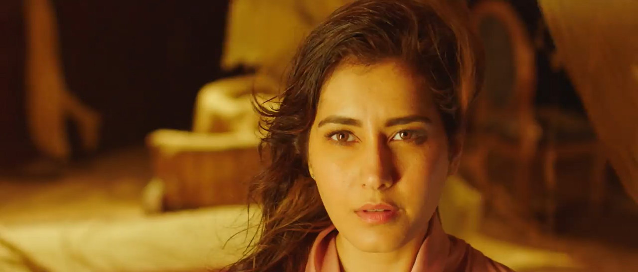 Aranmanai 3 2021 WebRip [Hindi + Tamil] 480p, 720p ESub Screenshot