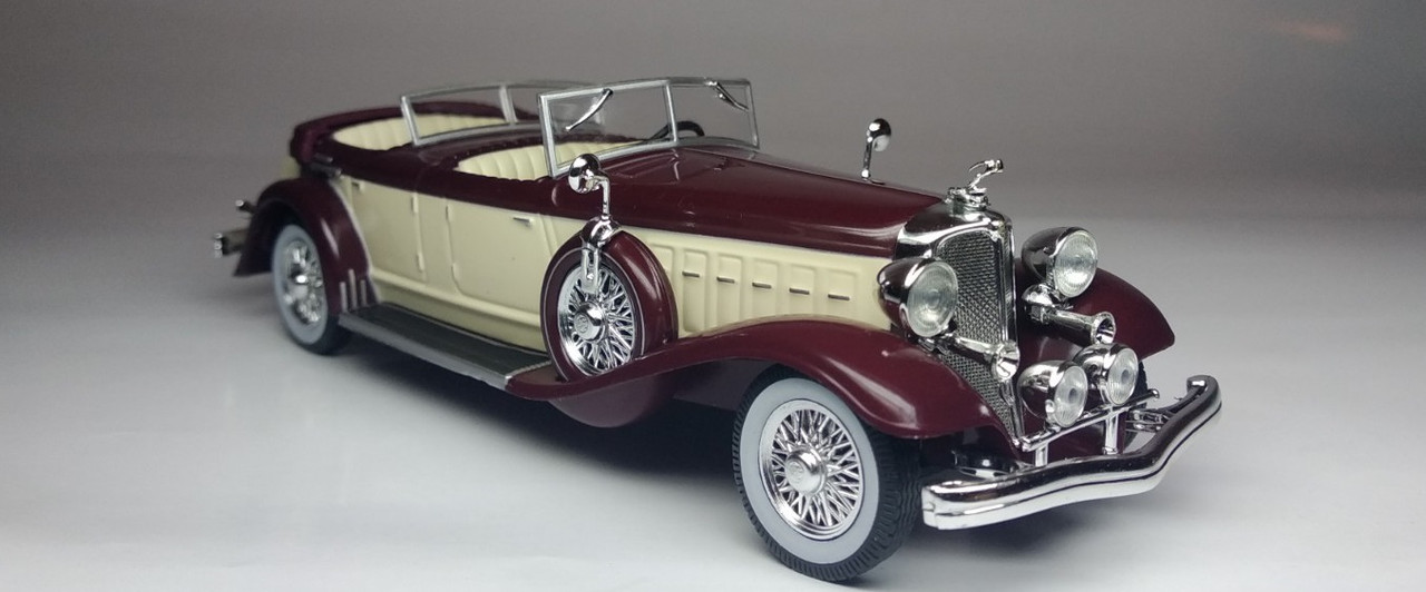 Chrysler Custom Imperial Dual Cowl Phaeton by LeBaron (8)