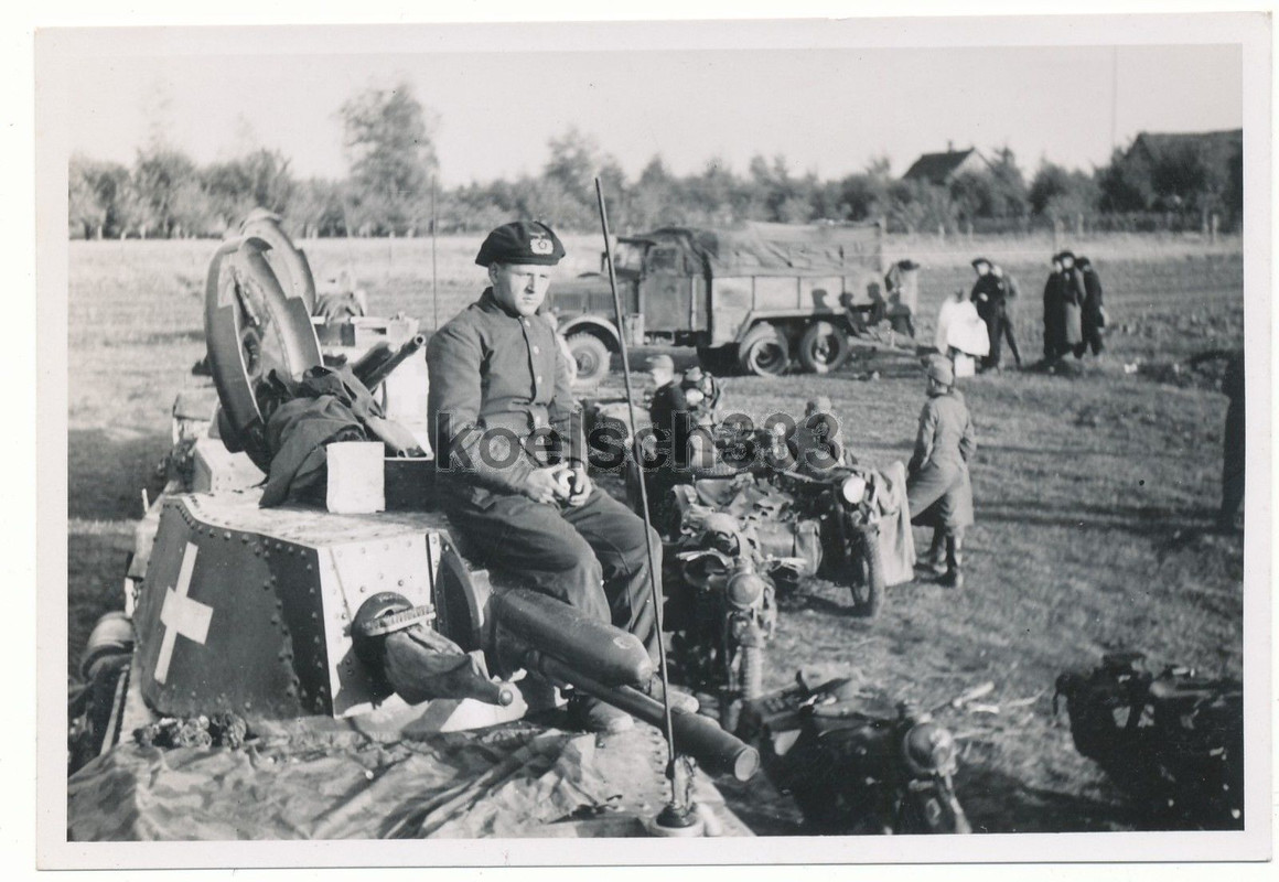 Foto Polen 1939 Panzer Pz.Kpfw. 35(t) CKD Krad M