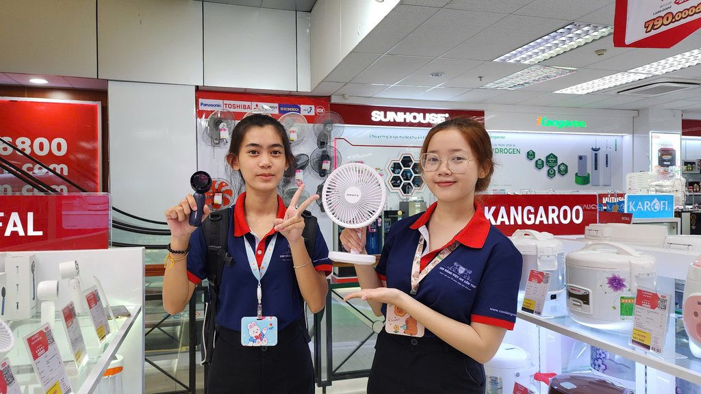 sinh-vien-nganh-marketing-thuc-hoc-tai-doanh-nghiep sinh-vien-nganh-marketing-thuc-hoc-tai-doanh-nghiep