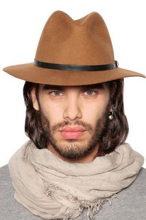 4-Trik-saat-memakai-topi-koboi-Foto-Dies