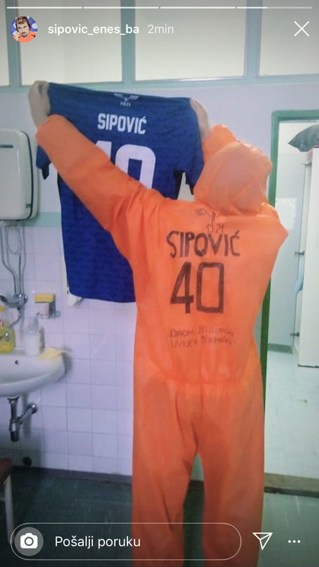 5D516759-CD3E-4610-B9D4-DD7BE1631A01