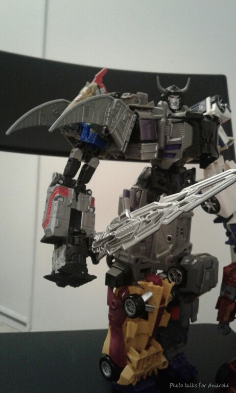 1510637519-swoop-review-02