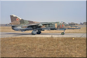296 APIB Mig-27D 17 Red_61912553153, Frühling 1993_2