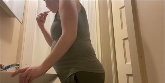 [Image: Voyeur52285103021.jpg]