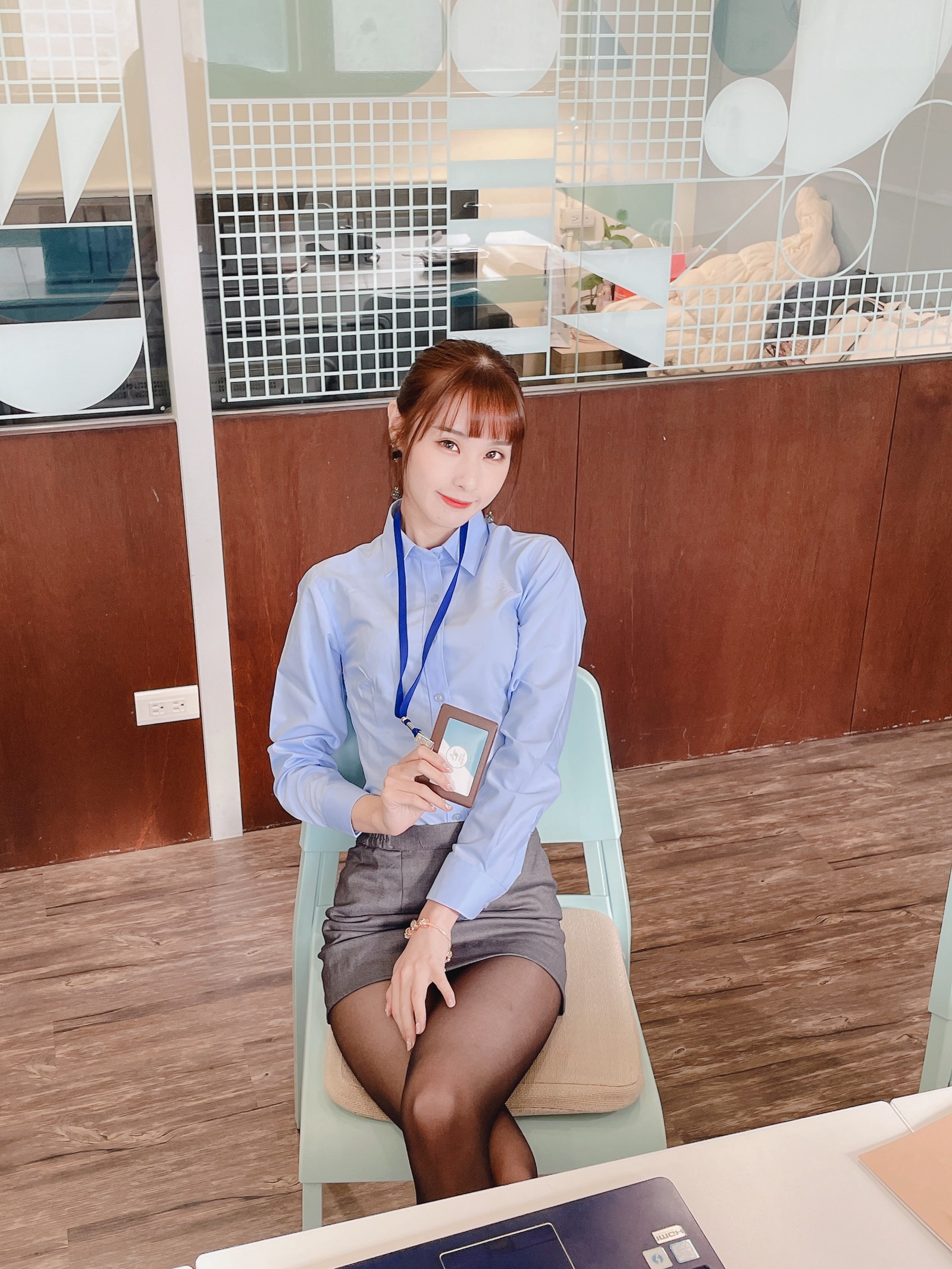 泥泥汝 OL 女郎 B 主题 写真＋视频合集｜高人气职业风作品（350P｜12V｜840MB）插图9