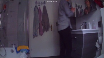 [Image: Voyeur31505143533.jpg]