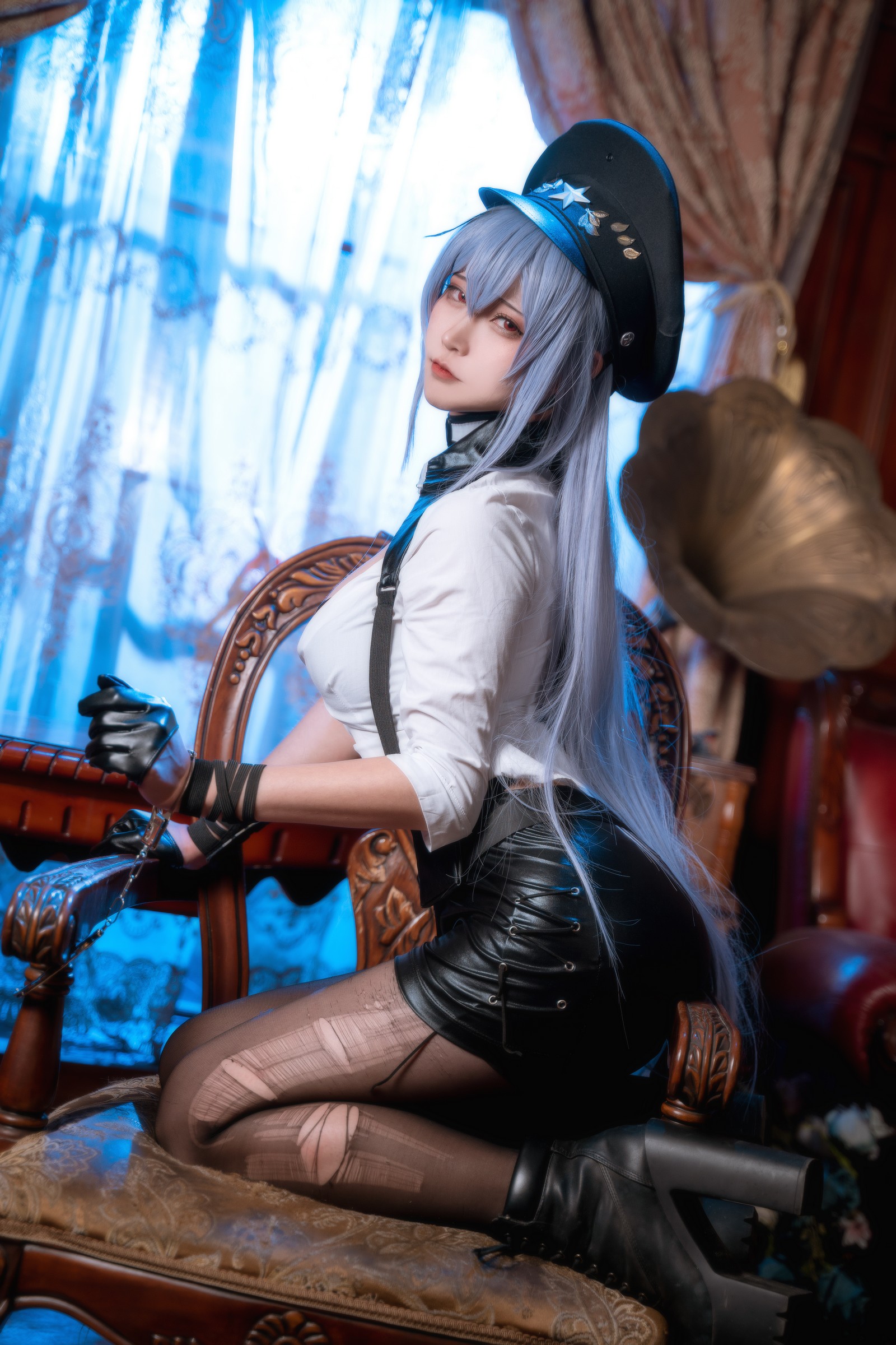 Seya-狮砸 – 碧蓝航线 甘古特·坚定的执行者 Cos 高清写真（12P-119MB）插图
