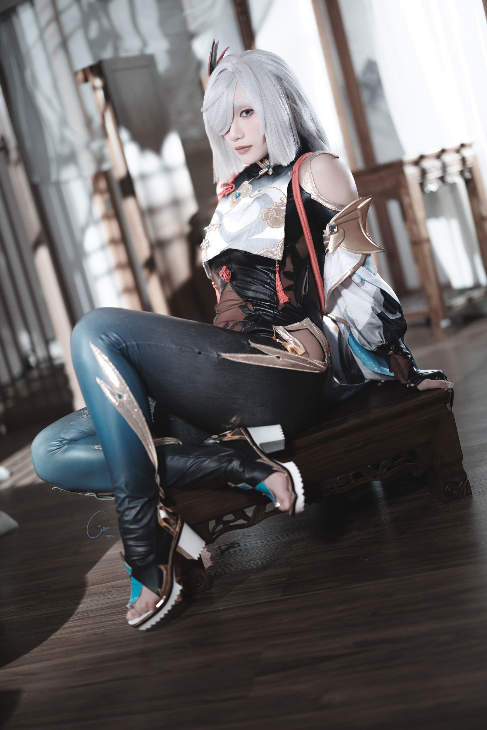 Cien恩恩 原神 申鹤 Cosplay 写真合集｜角色还原高清大图（31P｜89MB）插图8