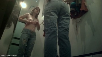 [Image: Voyeur11565091227.jpg]