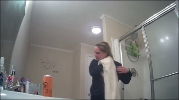 [Image: Voyeur17425082325.jpg]