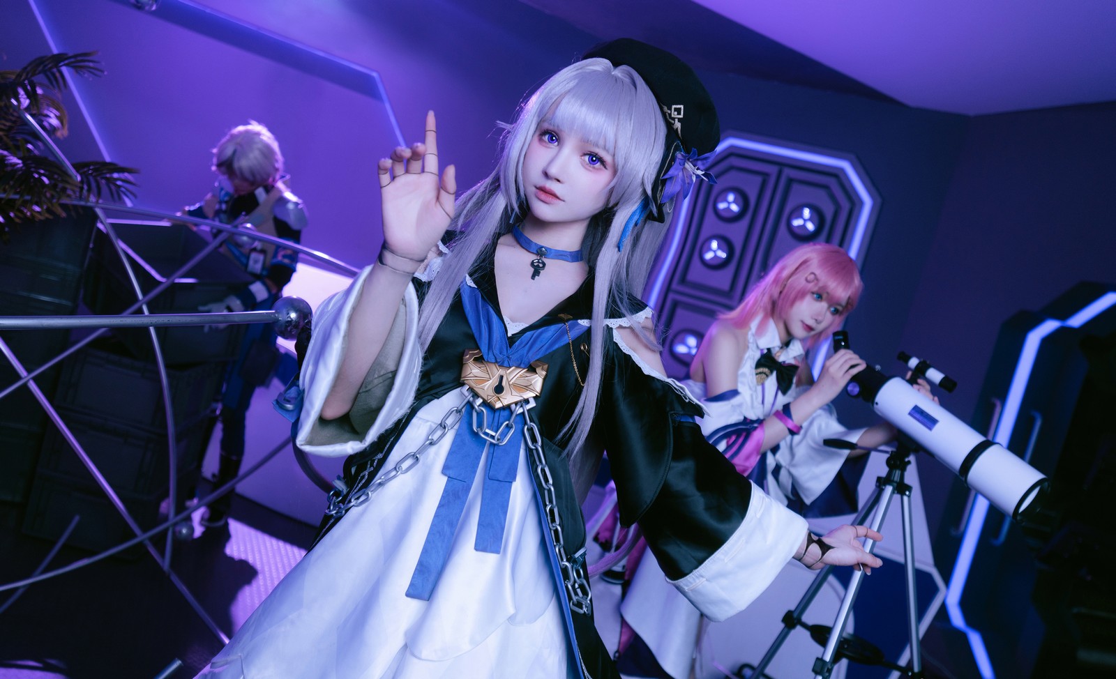 一千只猫薄禾写真 – 小黑塔 Cosplay 高清写真套图（19P / 135.5MB）插图5