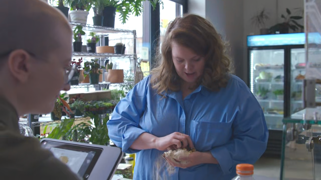 [Image: grf6hz3t7p5p.png]