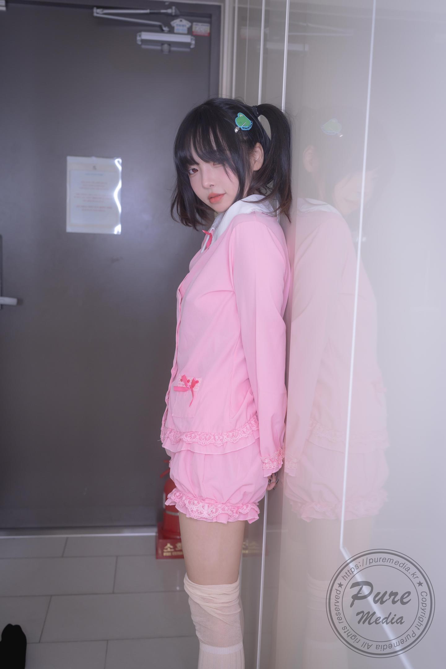 Jelly(젤리) NO.006 Pure Media Vol.266 - Cutie rabbit & Pink hole 1