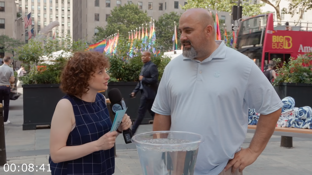 [Image: hyv10wd2p4xq.png]